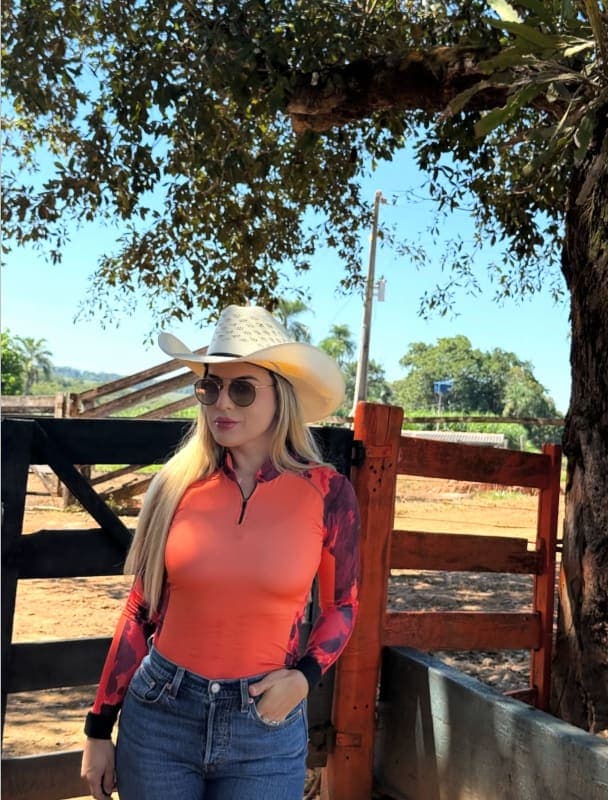 Camisa Country – Manga Longa com Detalhes Estampados